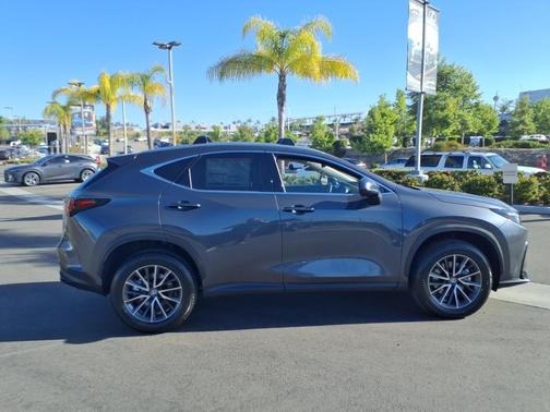 2025 Lexus NX 250 Base
