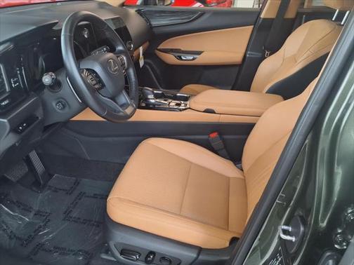 2025 Lexus NX 350h Premium