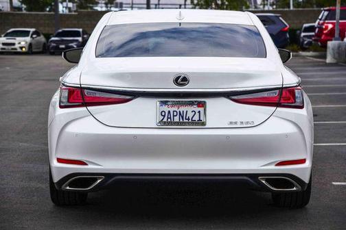 2022 Lexus ES 350 Base