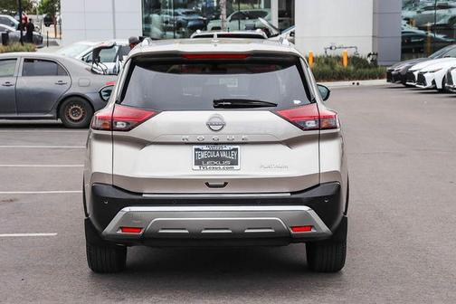 Champagne Silver Metallic 2022 Nissan Rogue Platinum