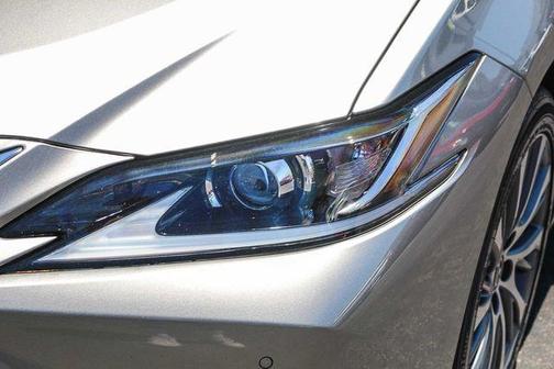 2021 Lexus ES 350 Base