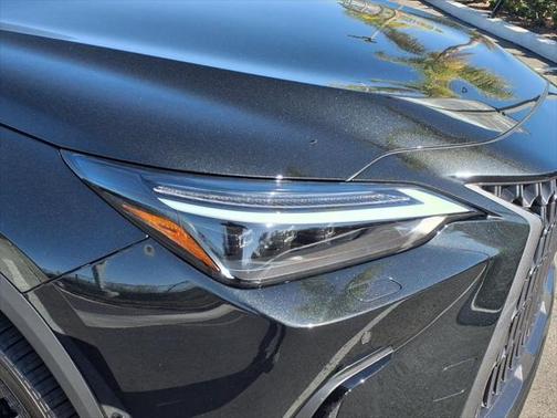 2025 Lexus NX 450h+ Luxury