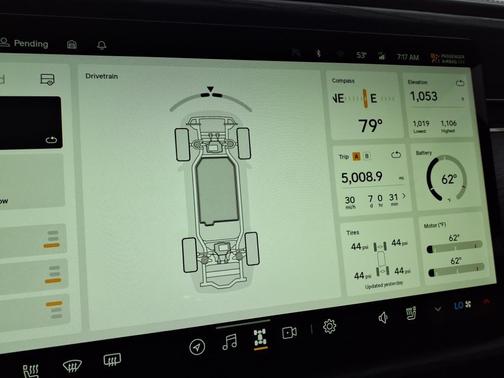 2024 Rivian R1T Adventure Package