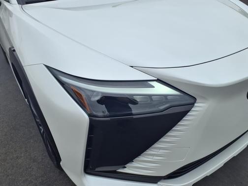 2025 Lexus RZ 300e Base
