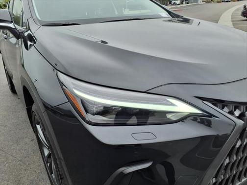 2025 Lexus NX 450h+ Luxury