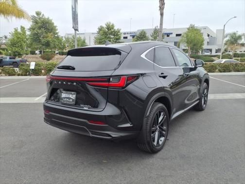2025 Lexus NX 450h+ Luxury