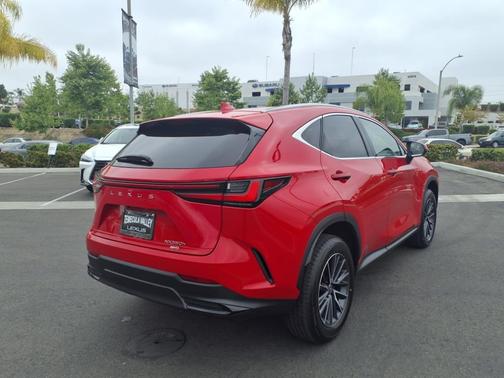2025 Lexus NX 350h Premium