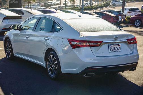 2016 Toyota Avalon XLE Premium