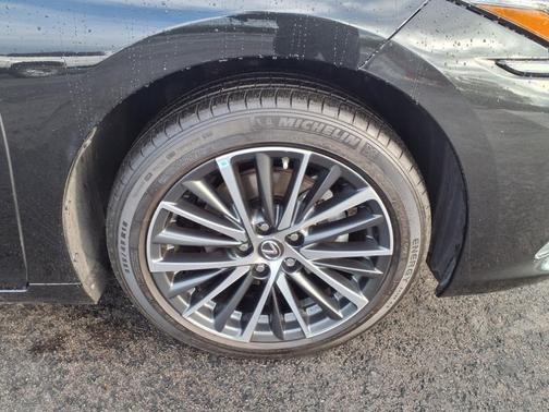 2024 Lexus ES 350 Base