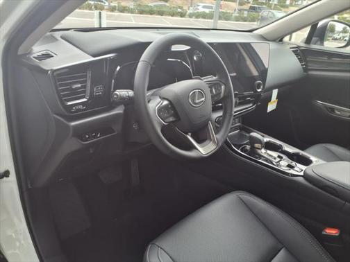 2025 Lexus NX 350h Premium