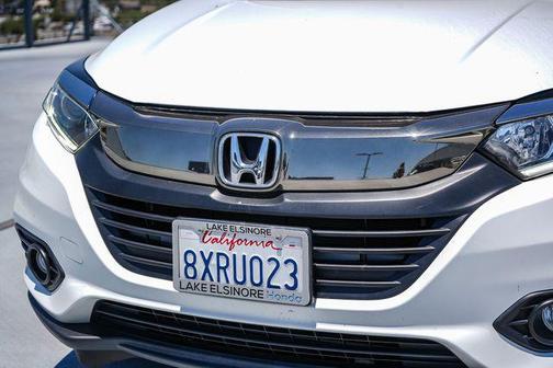 Platinum White Pearl 2022 Honda HR-V EX
