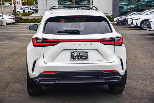 2025 Lexus NX 350h Premium