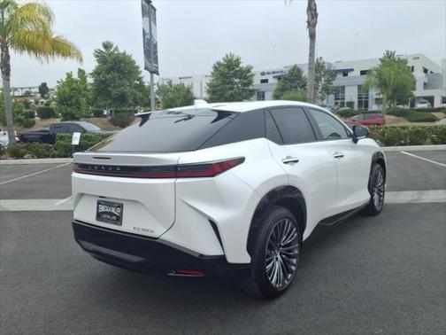 2025 Lexus RZ 300e Luxury