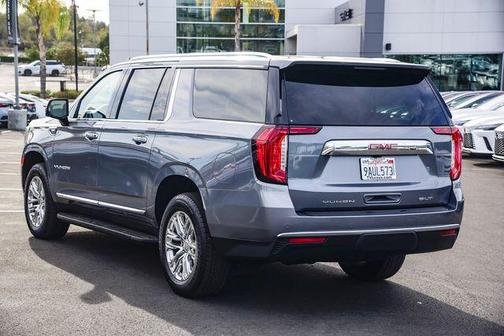 2022 GMC Yukon XL SLT