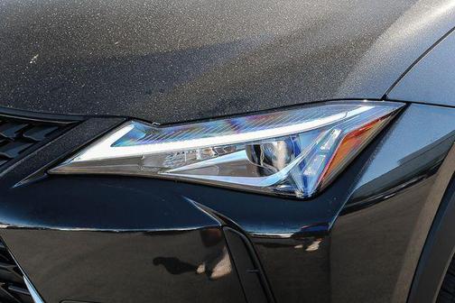 2022 Lexus UX 250h Base