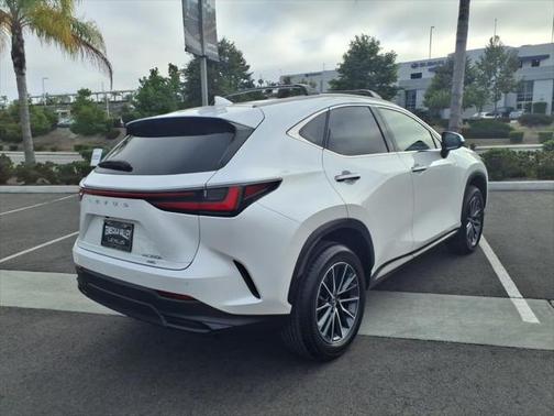 2025 Lexus NX 350h Premium