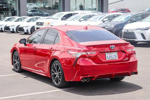 Supersonic Red 2019 Toyota Camry Hybrid SE