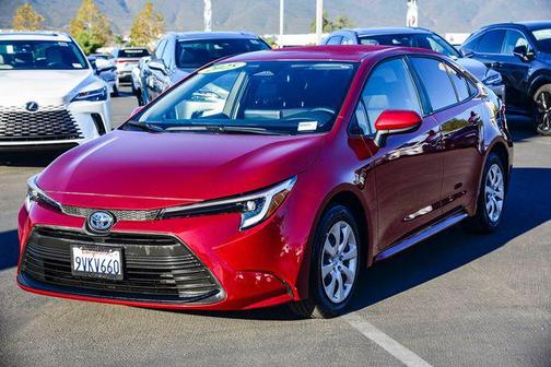 2025 Toyota Corolla Hybrid LE