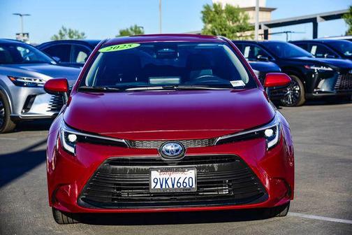 2025 Toyota Corolla Hybrid LE