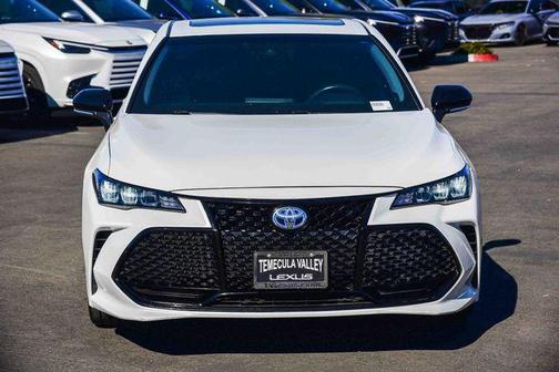 2020 Toyota Avalon Hybrid XSE