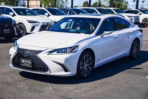 2025 Lexus ES 300h Base