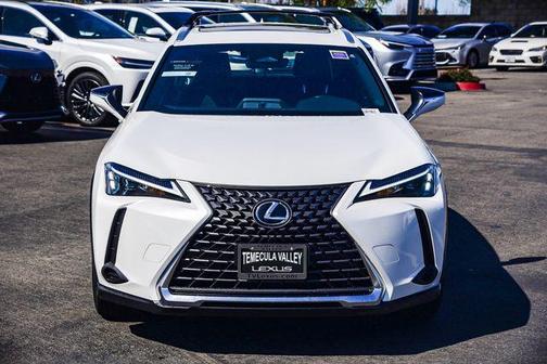 2025 Lexus UX 300h Base