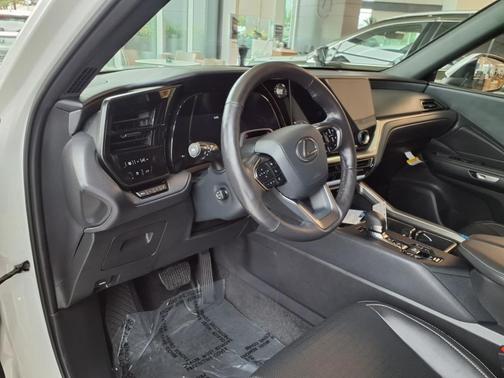 2025 Lexus TX 350 Premium