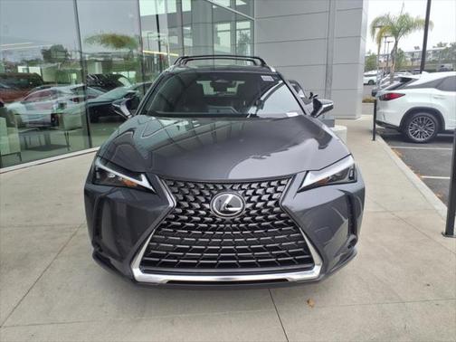 2025 Lexus UX 300h Base