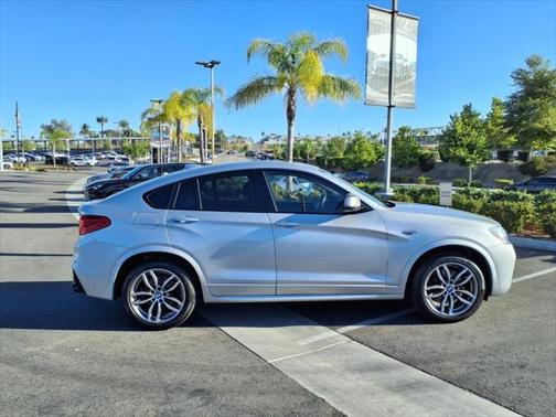 2017 BMW X4 M40i