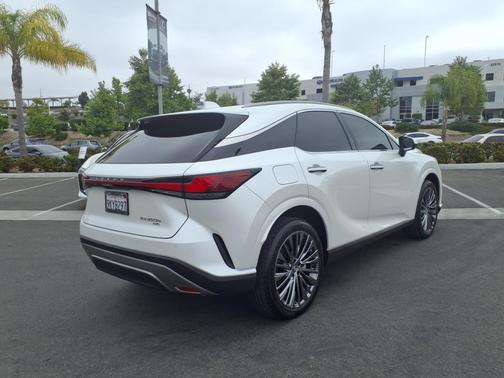 2024 Lexus RX 450h+ Luxury