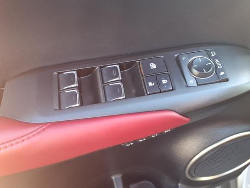 2021 Lexus NX 300h 300H