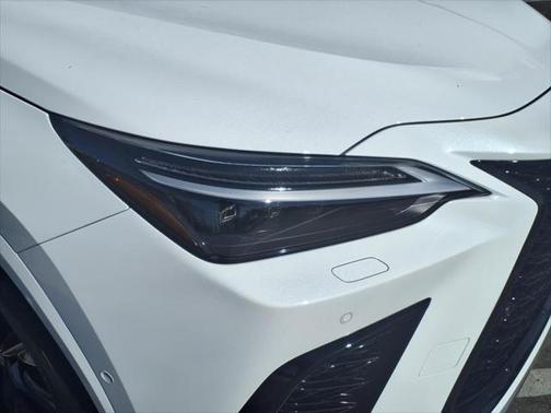 2025 Lexus NX 450h+ F SPORT Handling