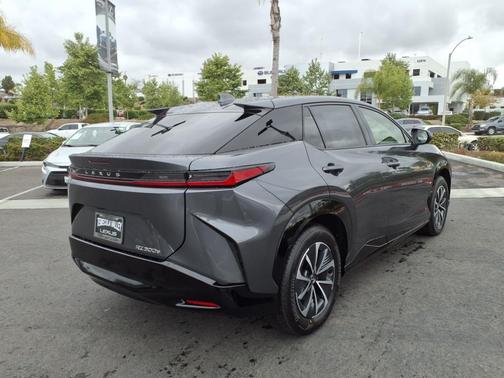2025 Lexus RZ 300e Base