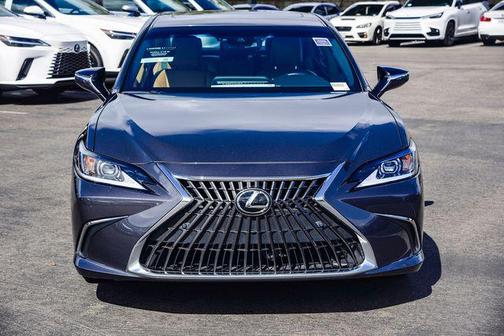 2024 Lexus ES 300h Base