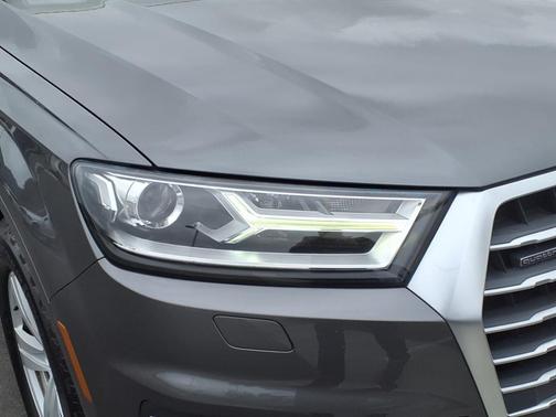 2018 Audi Q7 2.0T Premium Plus