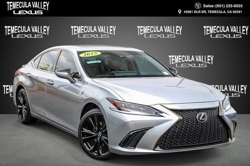 2024 Lexus ES 300h F SPORT Design
