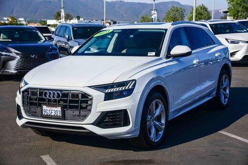 2023 Audi Q8 55 Premium