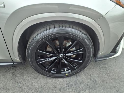 2022 Lexus NX 350 F SPORT Handling