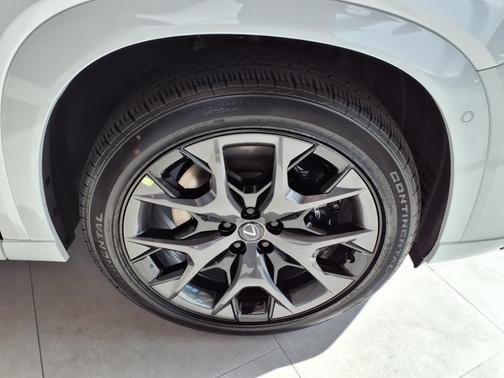 2025 Lexus TX 500h F SPORT Luxury