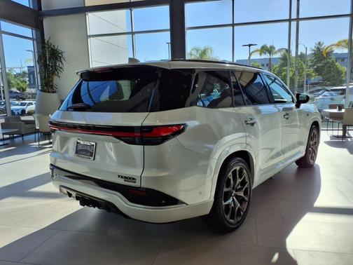 2025 Lexus TX 500h F SPORT Luxury