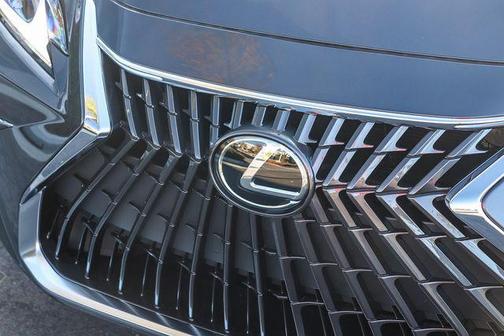 2025 Lexus ES 350 Base
