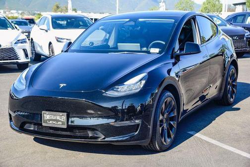 2023 Tesla Model Y Long Range Dual Motor All-Wheel Drive