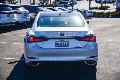 2023 Lexus ES 350 Base