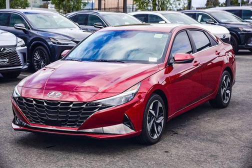 2023 Hyundai ELANTRA Limited