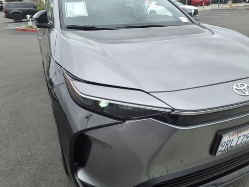 2024 Toyota bZ4X XLE
