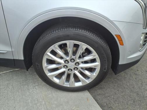 2017 Cadillac XT5 Platinum