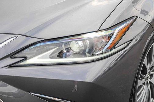 2019 Lexus ES 350 Base