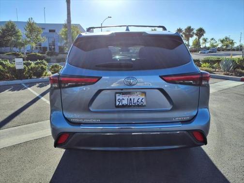 2022 Toyota Highlander Limited