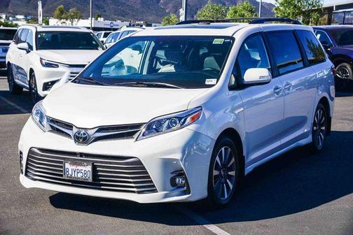 2019 Toyota Sienna Limited Premium