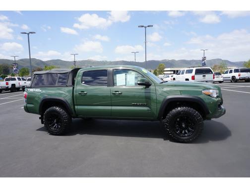 Photo 4 of 28 of 2021 Toyota Tacoma TRD Off Road